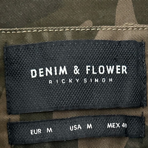 NWOT Denim & Flower Camouflaged Denim Shirt Jacket - Picture 4 of 4